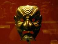 masque mengu bouddhiste